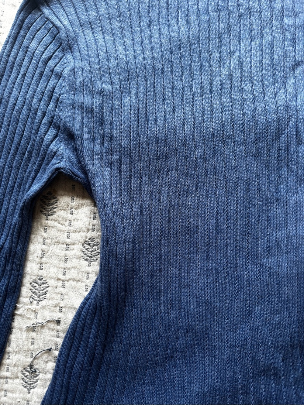 Blue Ribbed Turtleneck Sweater - Picture 3 of 5